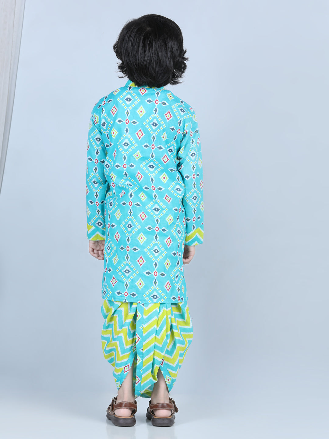 Green Patola Printed Kurta With Chevron Printed Dhoti