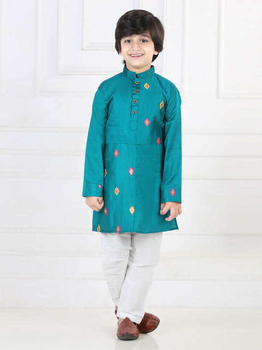 Green Embroidered patch work Kurta Set