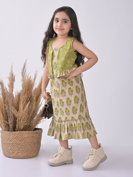 White sleeveless Dress with green printed jacket