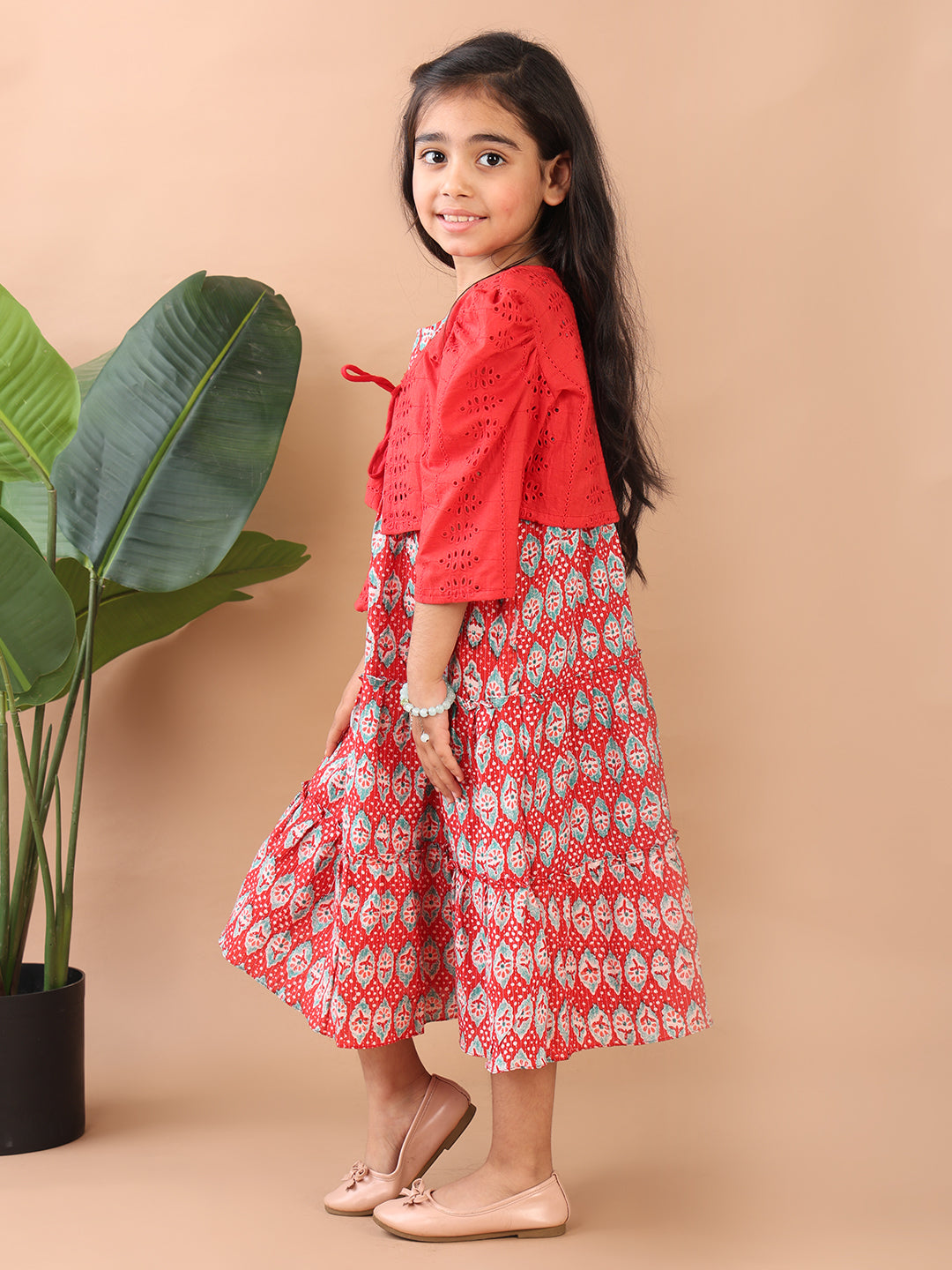 Red Printed sleeveless Katha Dress with red hakoba jacket