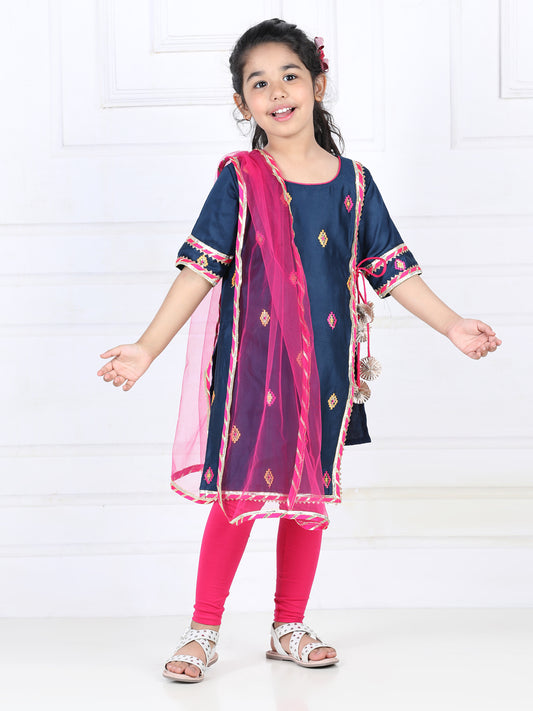 Blue embroidered gota patti detailed kurta with pink leggings and dupatta