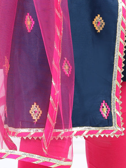 Blue embroidered gota patti detailed kurta with pink leggings and dupatta