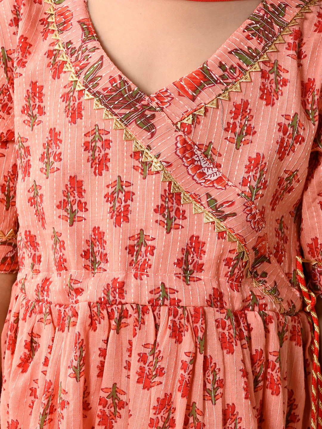 Peach cotton kurti with Red leggings and dupatta
