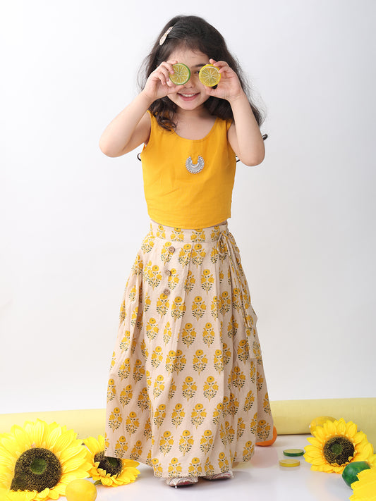 Yellow Floral printed Lehenga with yellow plain top and hanging