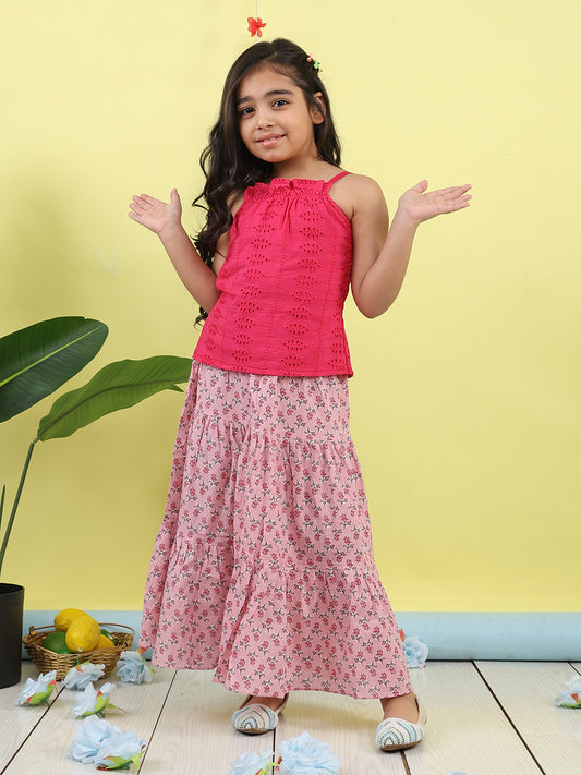 Pink sleeveless tie on hakoba top with light Pink floral printed Skirt