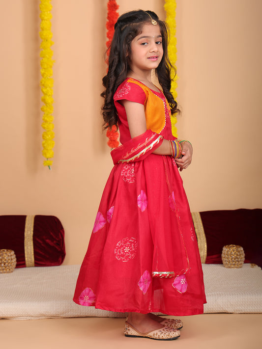 Red Short Sleeves Kota Printed lehenga with dupatta