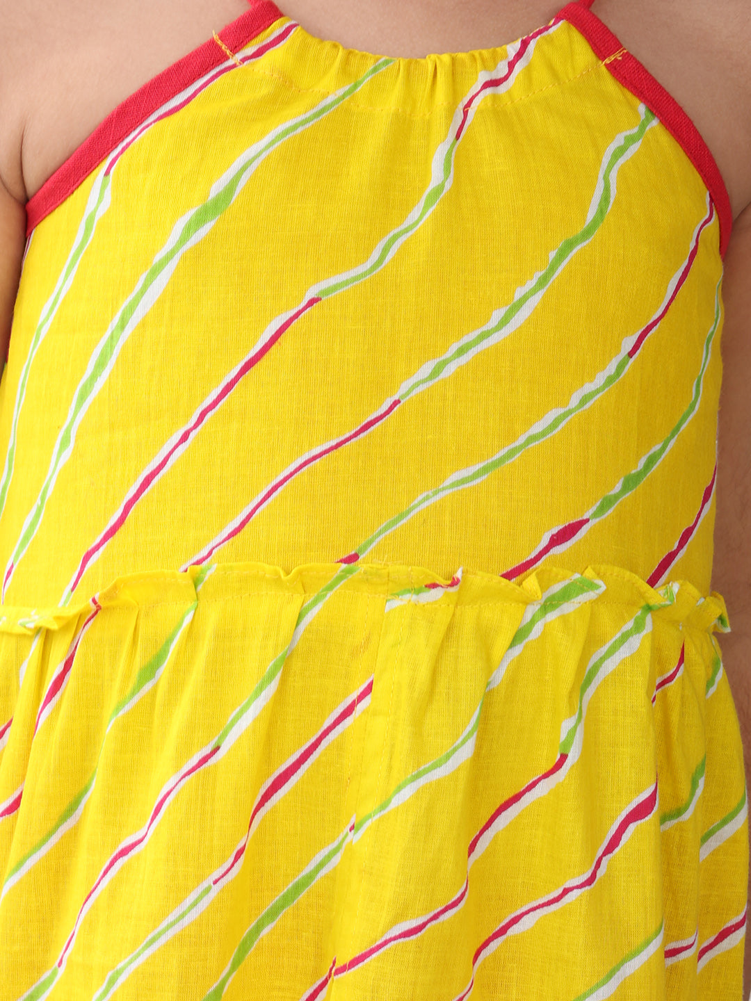 Yellow sleeveless lehriya Kurti with red pant