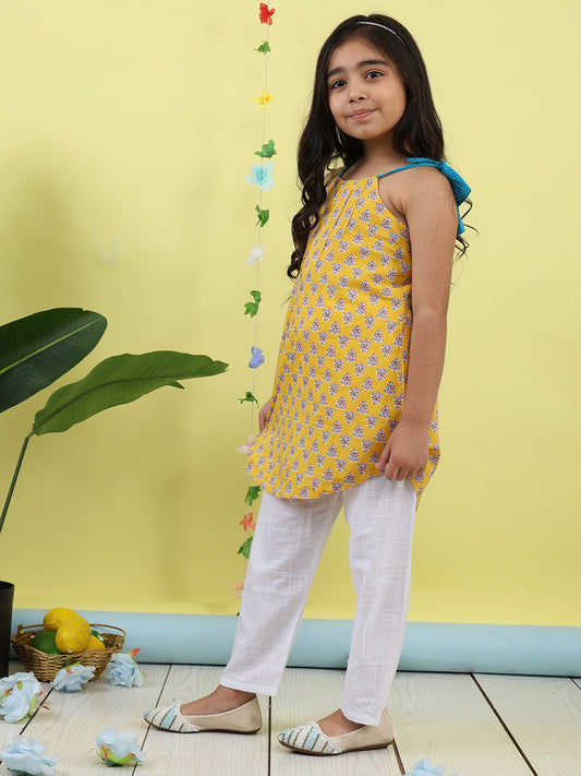 Yellow Floral sleeveless kurti with white pant