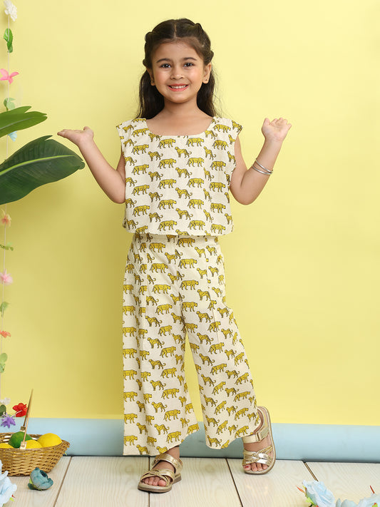 White cotton tiger printed cord set