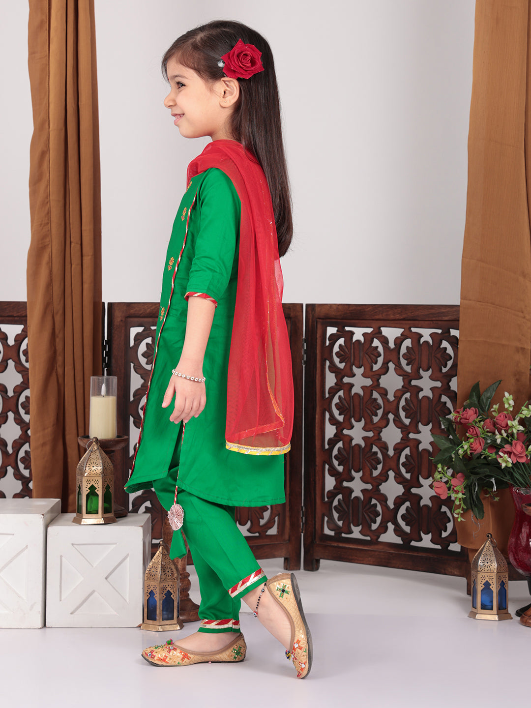 Green embroidered Kurti Set