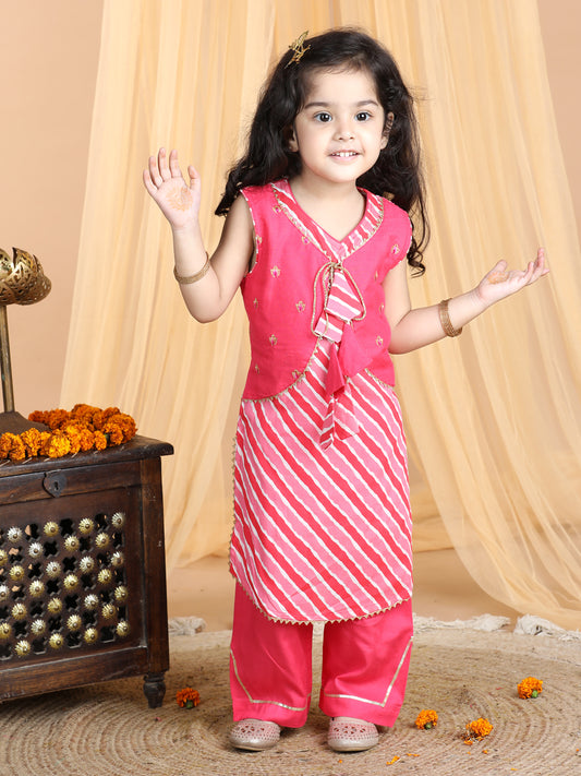 Pink Lehriya Kurti set