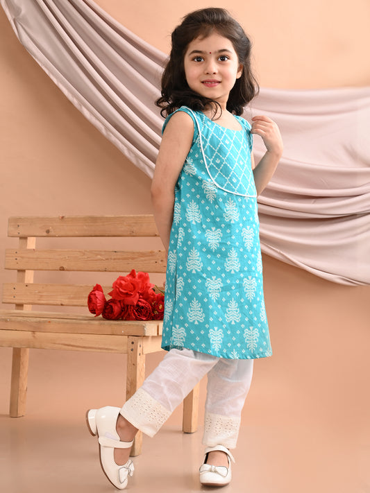 Blue Sleeveless Floral Printed Kurti with White Pant