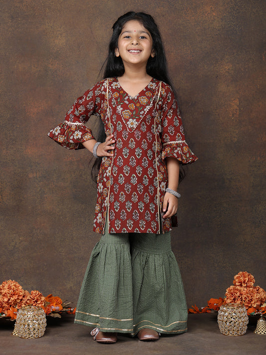 Maroon 3/4 sleeves printed Kurti with Green sharara pant