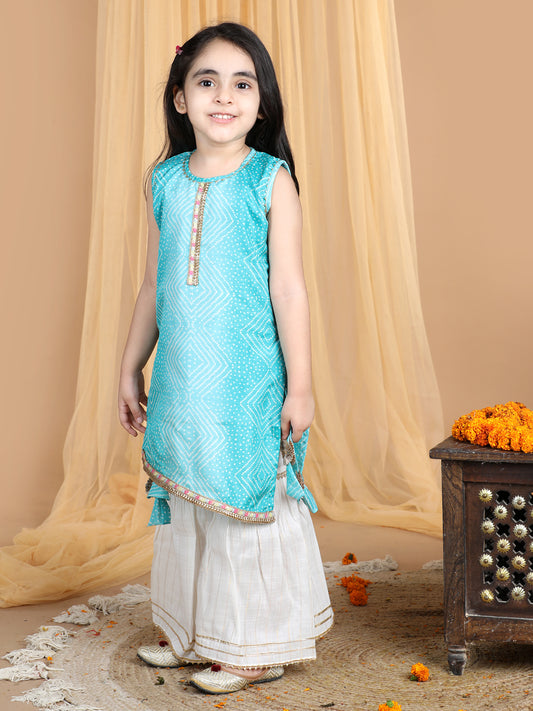 Blue bandej Kurti paried with Sharara pant