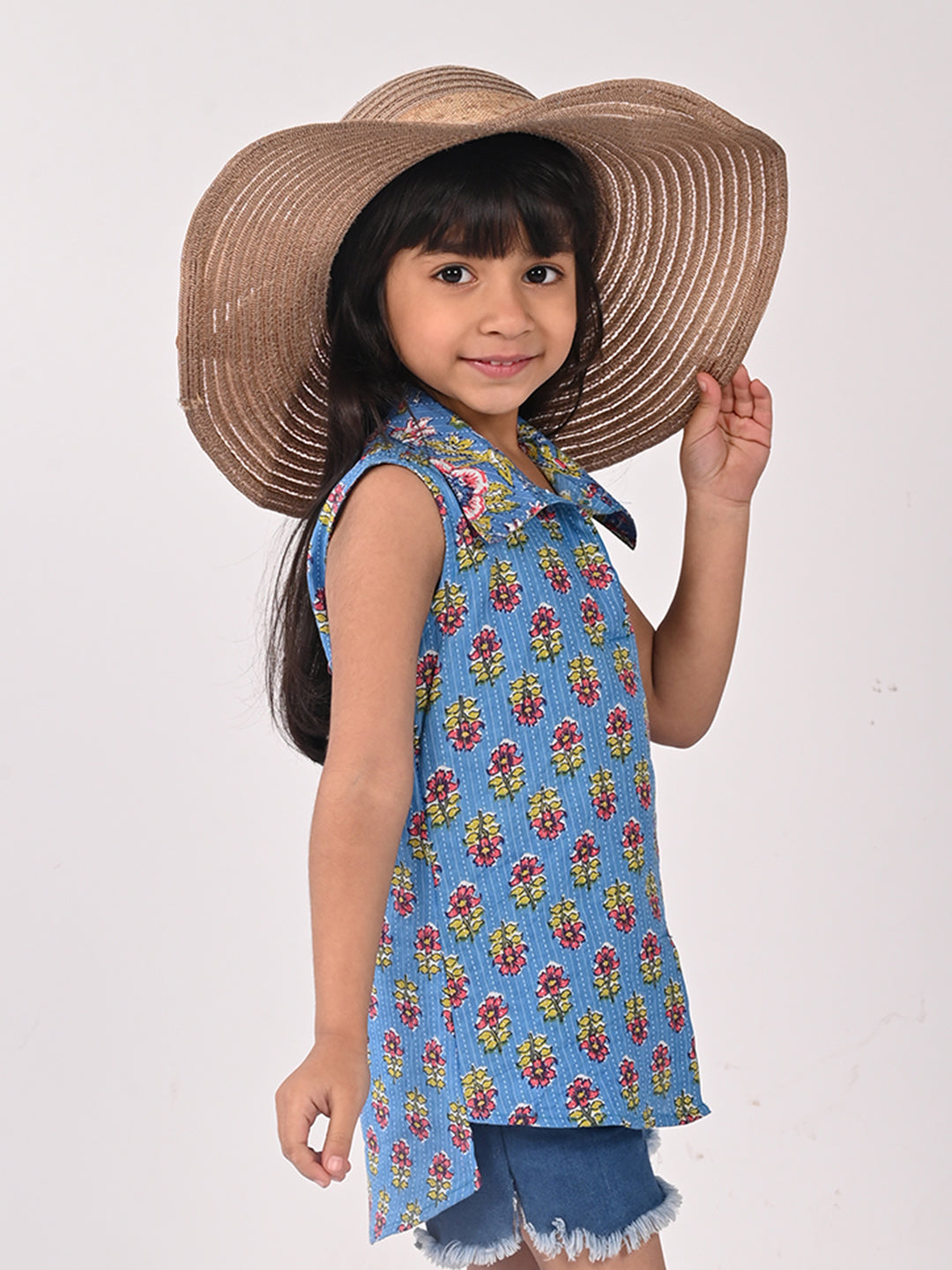 Blue Cotton Floral Printed Sleevless shirt style Top