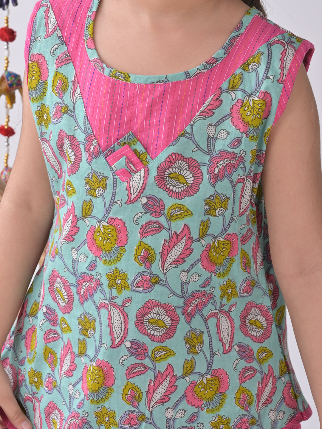 Blue Flora Kurti with pink dhoti