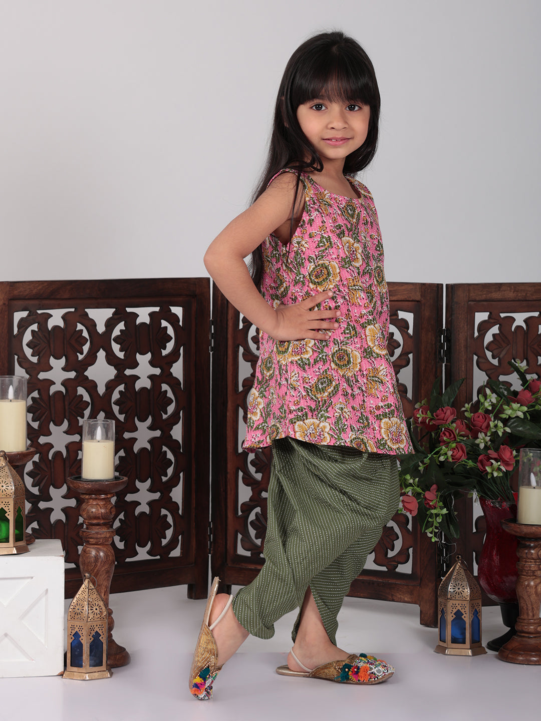 Pink floral printed Kurti with green dhoti