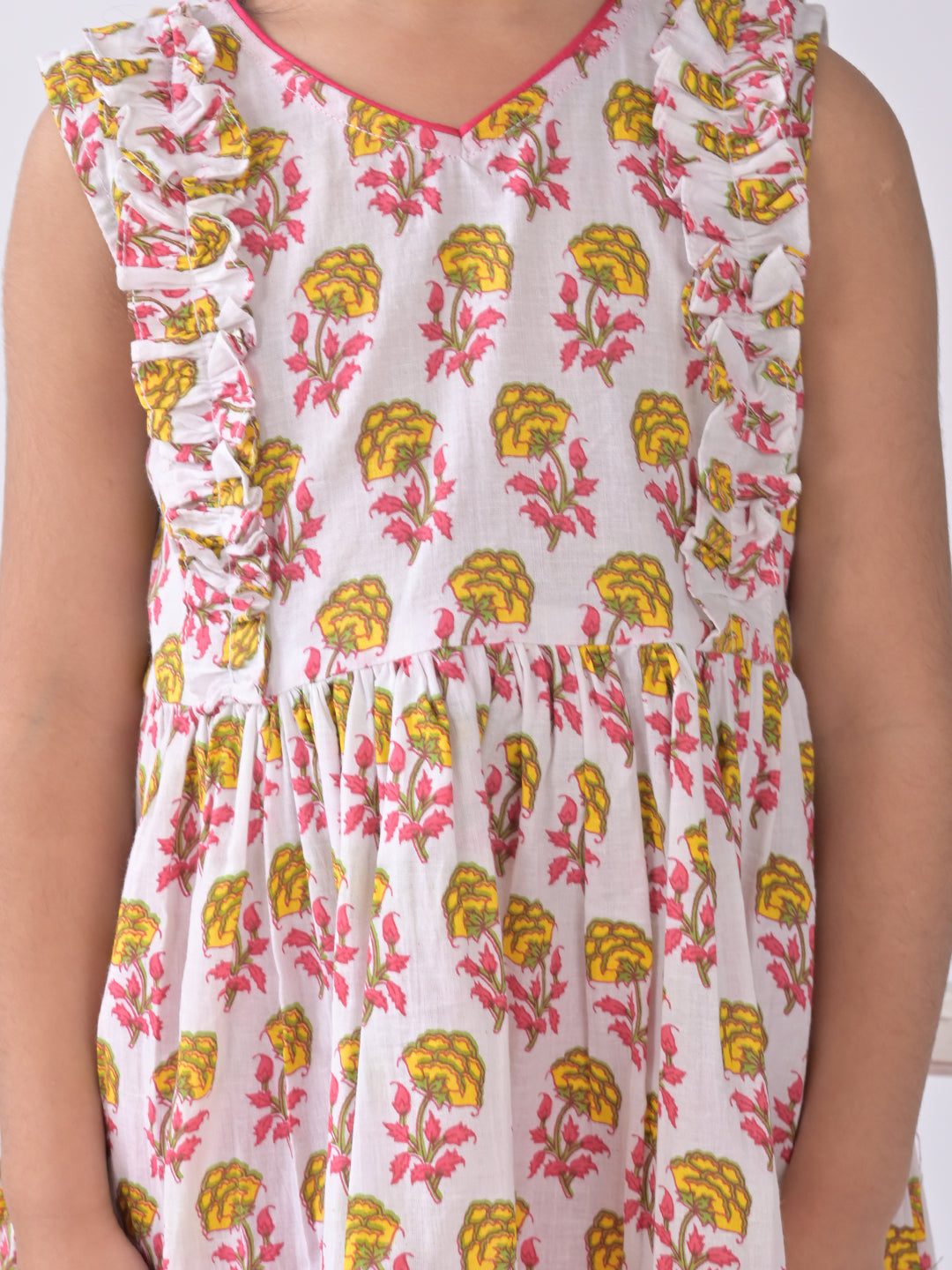 White Cotton Kurti paried with Pink plazo