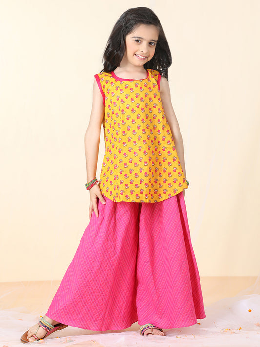 Yellow Floral printed Kurti with pant