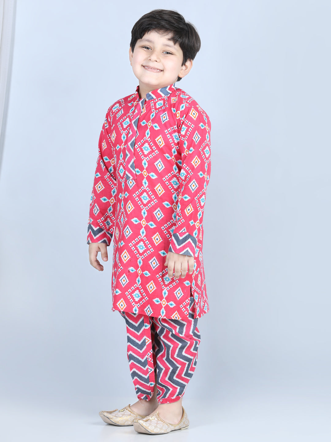 Red Patola Printed Kurta With Chevron Printed Dhoti