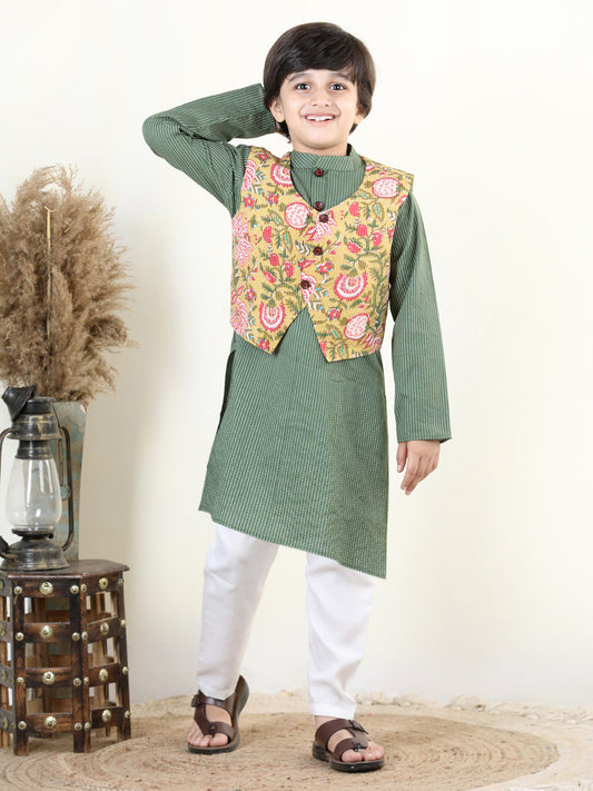Green Katha Kurta with Yellow Floral Jacket Set