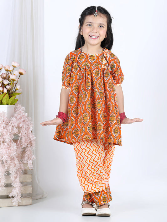 Half Sleeves Printed Ethnic Kurta With Salwar