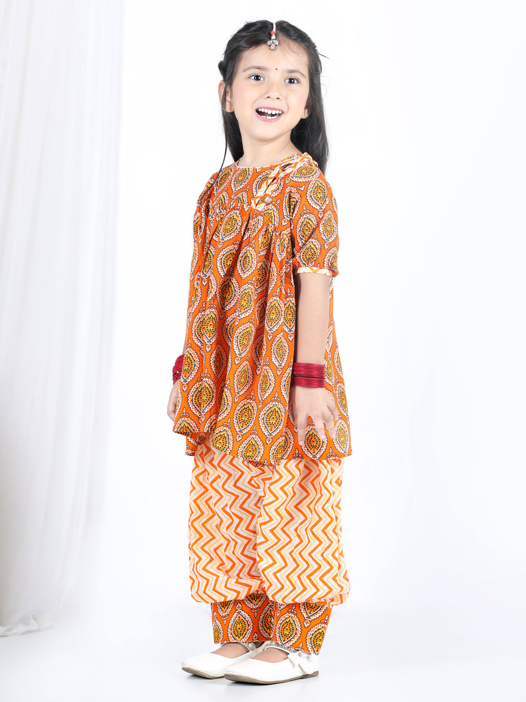 Half Sleeves Printed Ethnic Kurta With Salwar