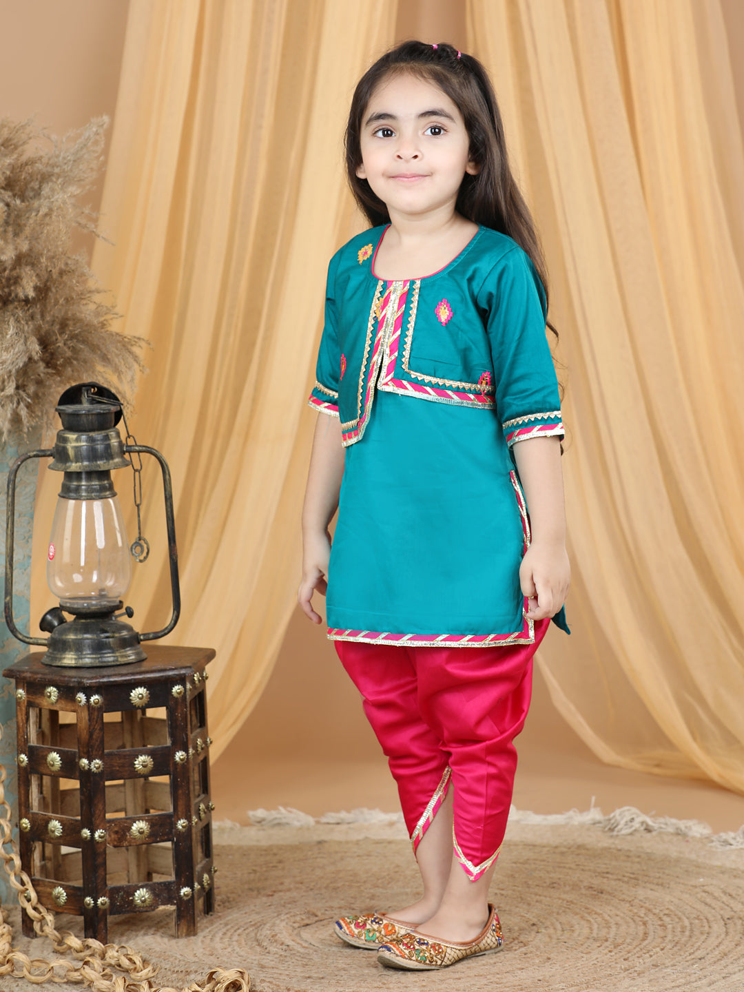 Green embroidered Gota Patti Detailed Kurta with dhoti