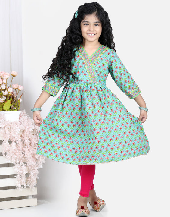 Green Floral Printed Fit & Flare Kurta With Pink Leggings