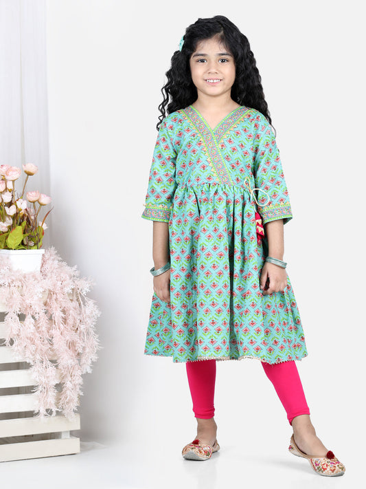 Green Floral Printed Fit & Flare Kurta With Pink Leggings