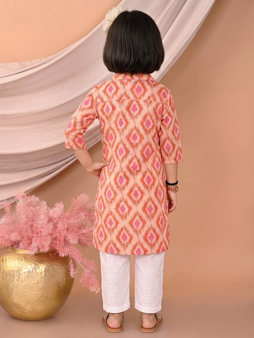 Red printed 3/4 Sleeves kurti with white pant