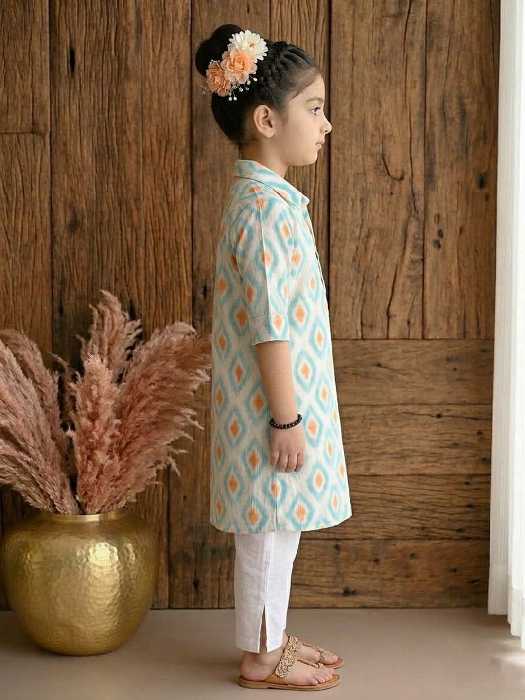 Blue printed 3/4 Sleeves kurti with white pant