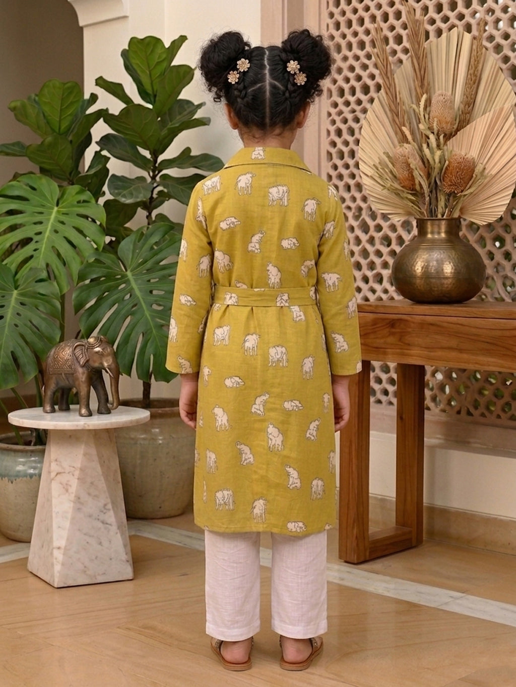 Green printed 3/4 Sleeves kurti with white pant