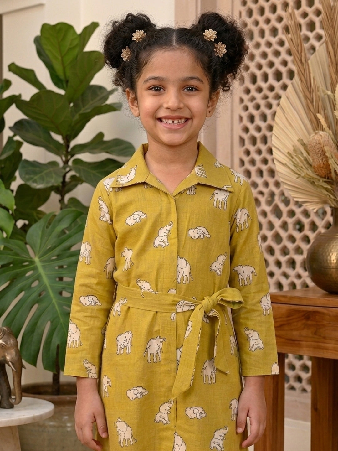 Green printed 3/4 Sleeves kurti with white pant