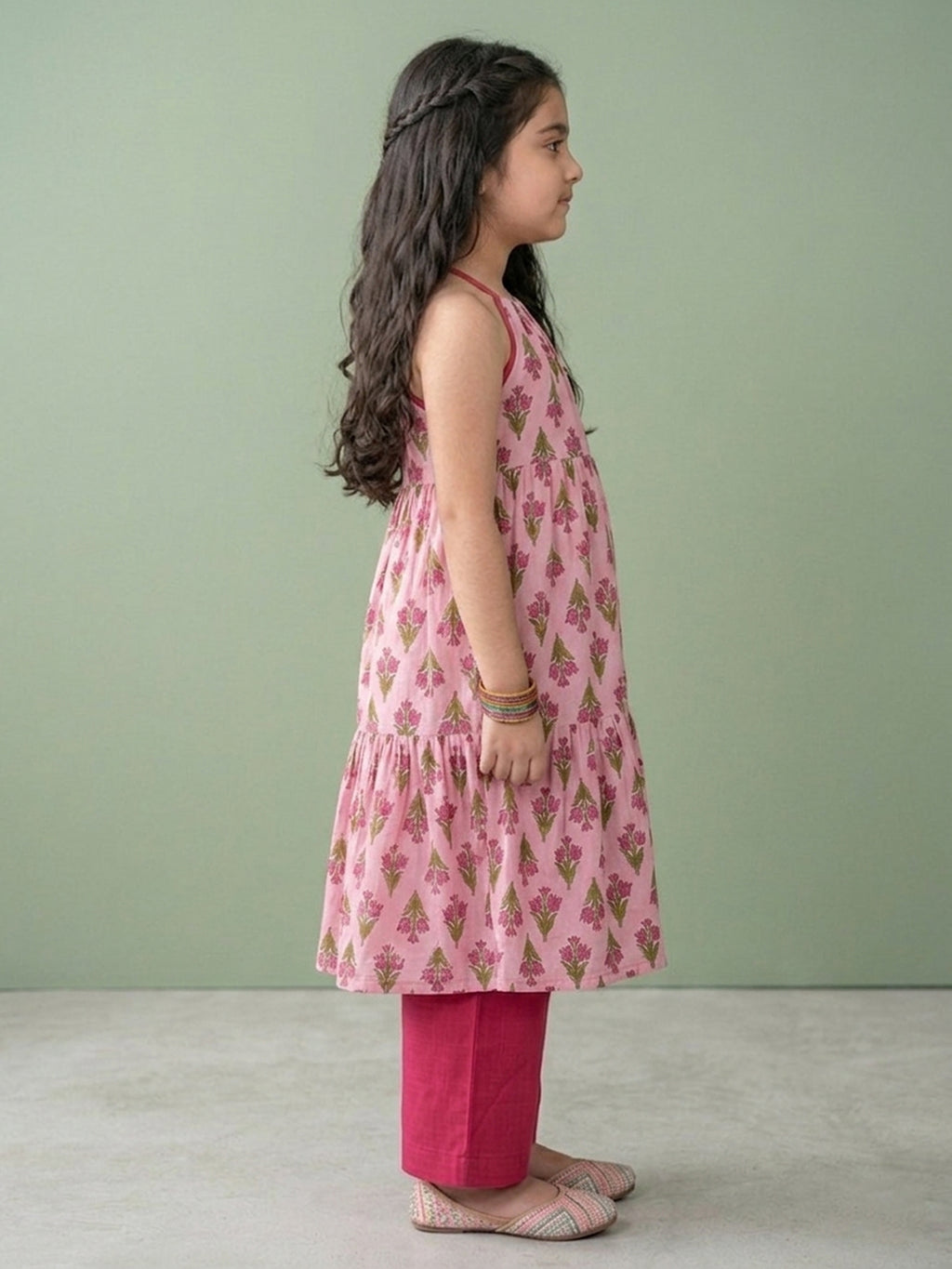 Pink Sleeveless Halter Style Kurti With Pant