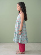 Green Sleeveless Halter Style Kurti With Pant