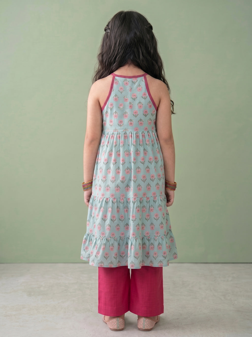 Green Sleeveless Halter Style Kurti With Pant