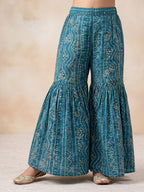 Blue Bandhani printed half sleeves collared Kurti with white pant