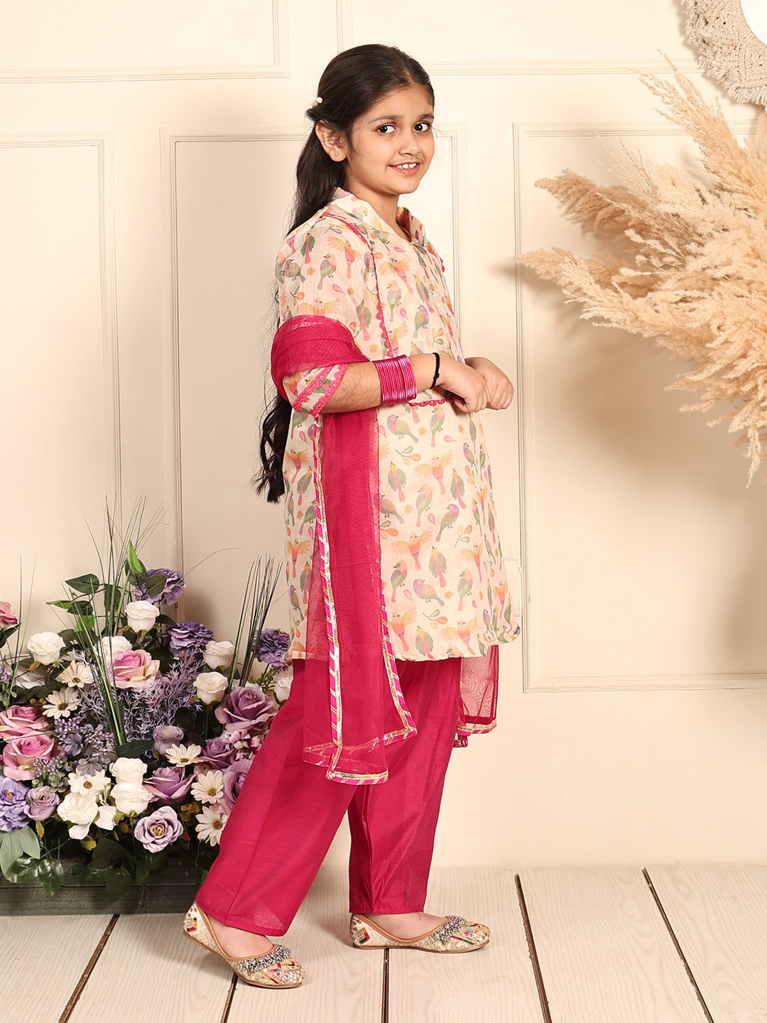 Cream Chanderi bird printed kurti Wih Pink Pant and dupatta