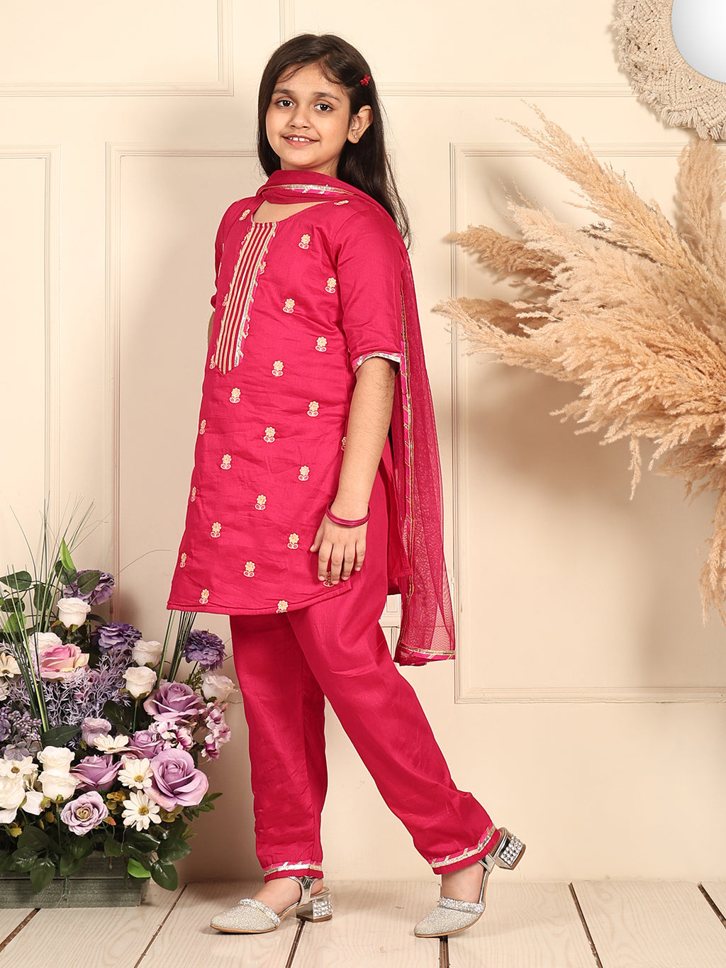 Pink Embroidered kurti Wih Pink Pant and dupatta