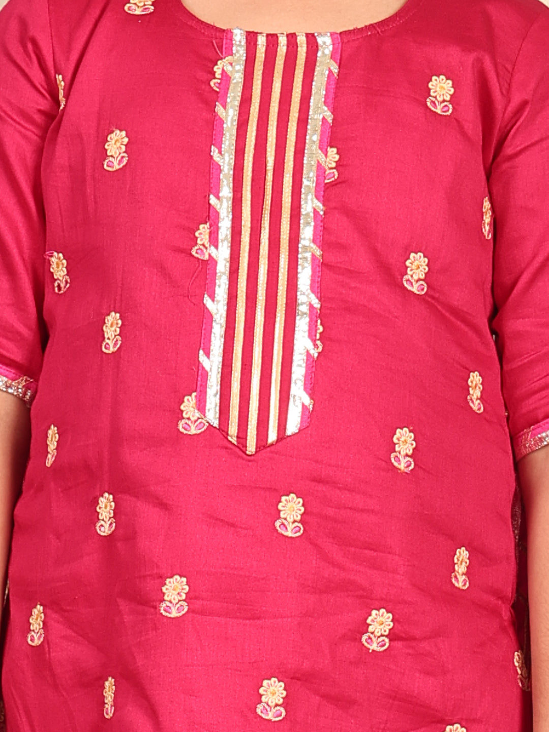 Pink Embroidered kurti Wih Pink Pant and dupatta