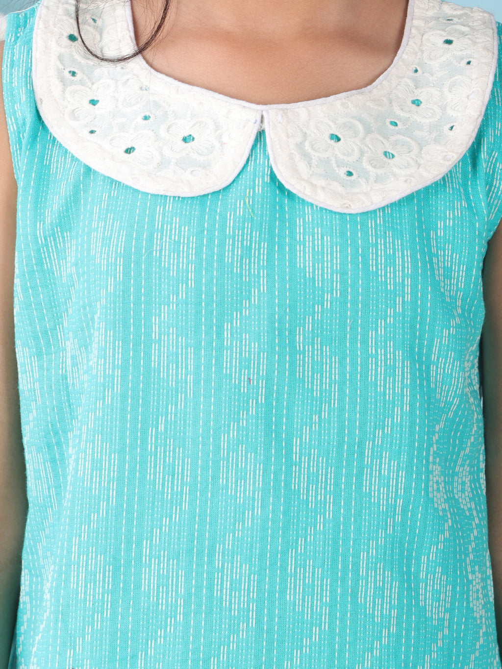 Green sleeveless katha Top with white pant