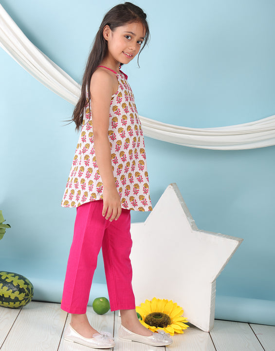 White floral sleeveless tie on Kurti with Pink Pant
