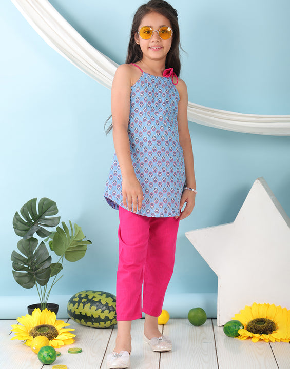 Blue floral sleeveless tie on Kurti with Pink Pant