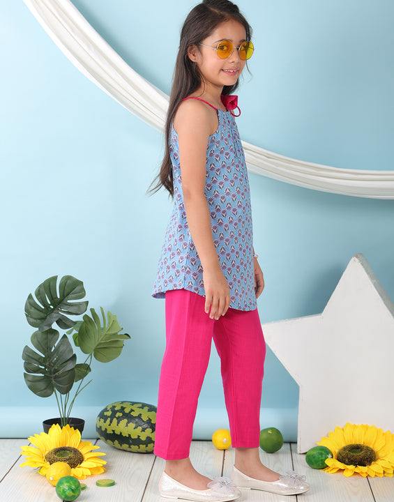 Blue floral sleeveless tie on Kurti with Pink Pant