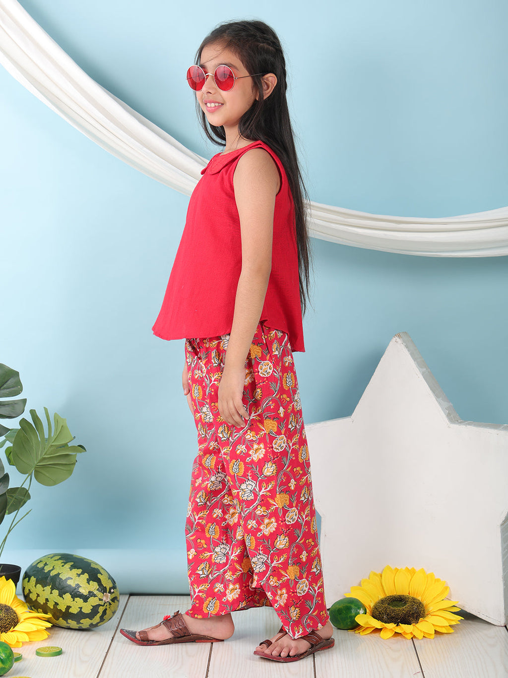 Red collared  sleeveless Top with Red Printed Pant