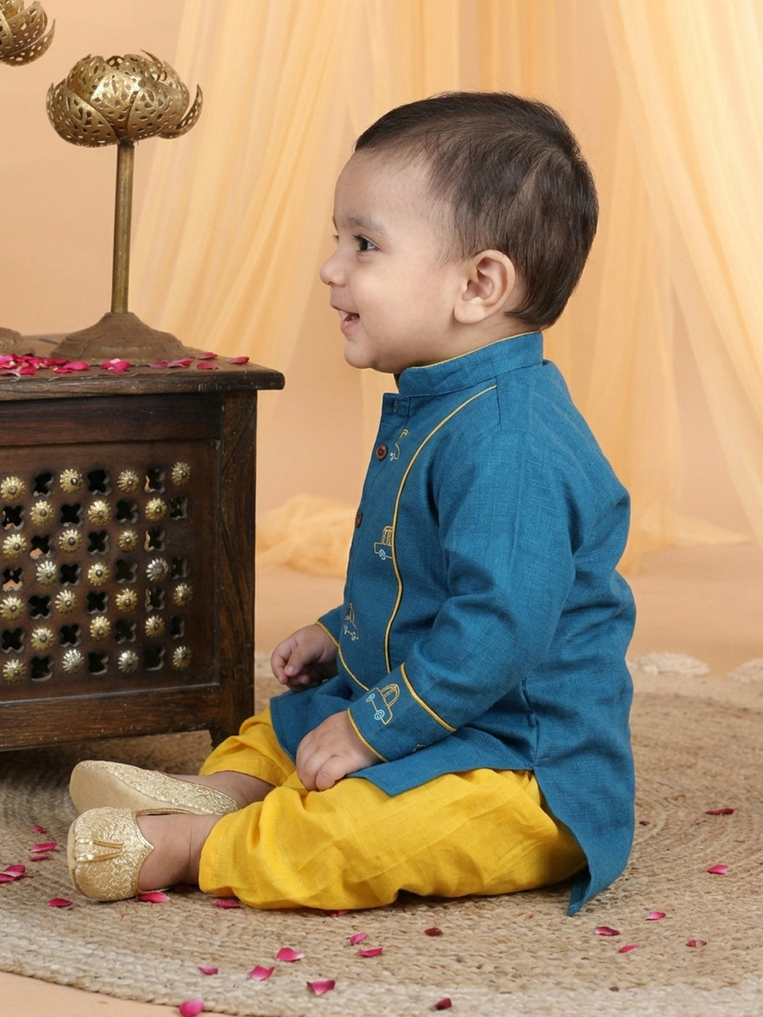 Blue Placement Cars Motif Embroidered Kurta With Dhoti