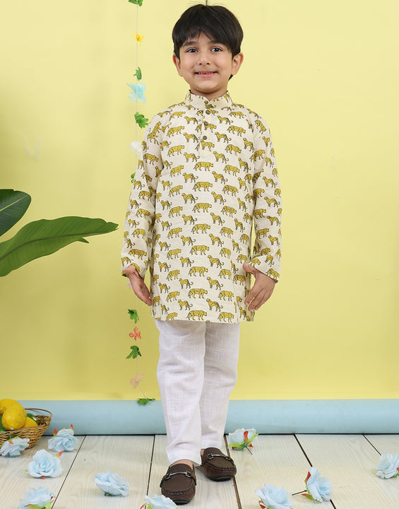 White Tiger Printed Kurta with pajama