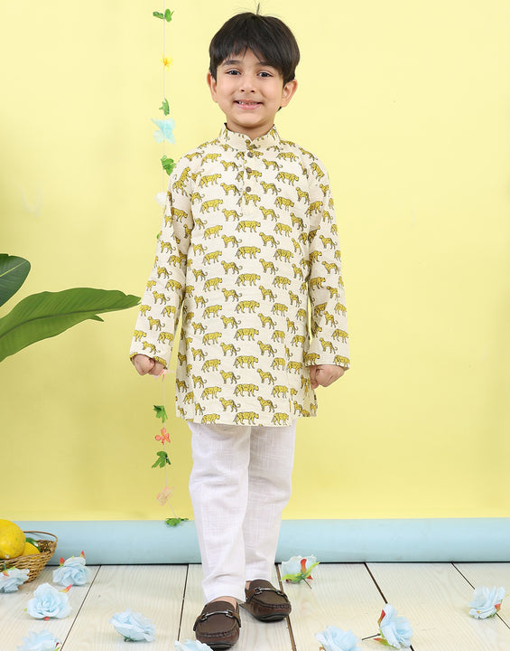 White Tiger Printed Kurta with pajama