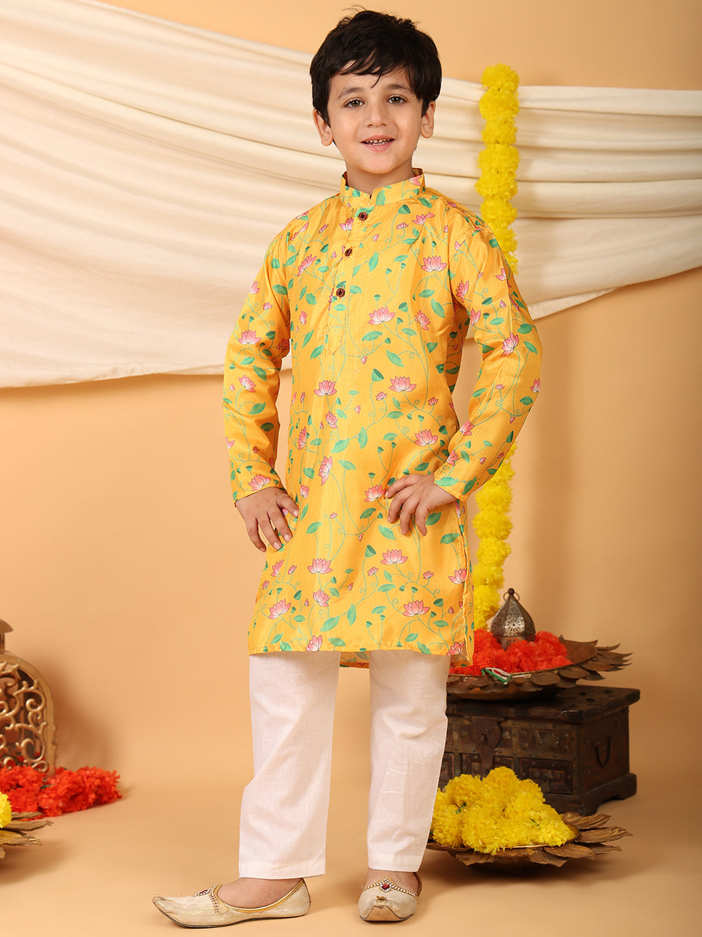 Yellow Floral printed Kurta with pajama